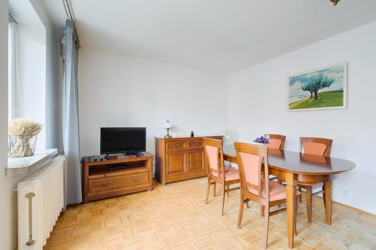 2 Bedroom Apartment In Green Location Varsovia Exterior foto