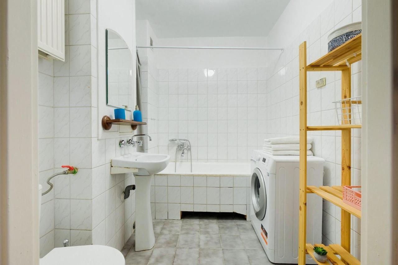 2 Bedroom Apartment In Green Location Varsovia Exterior foto